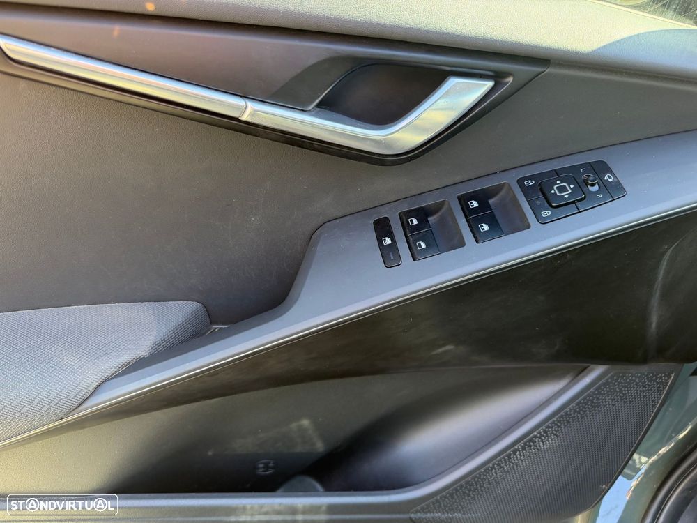 Kia Niro EV 64kWh Drive - 23