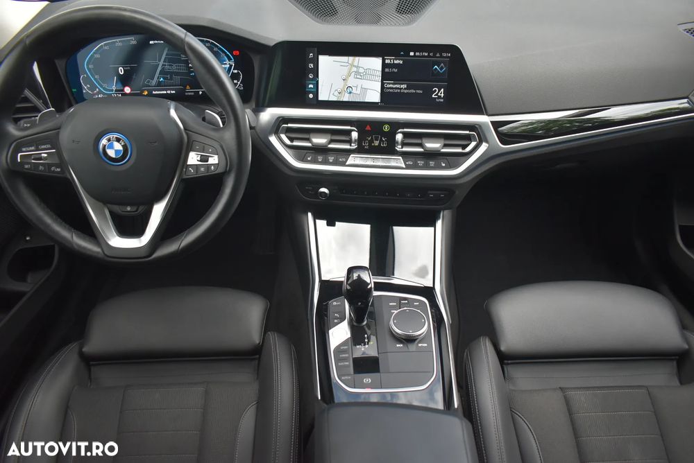BMW Seria 3 320e AT PHEV - 18