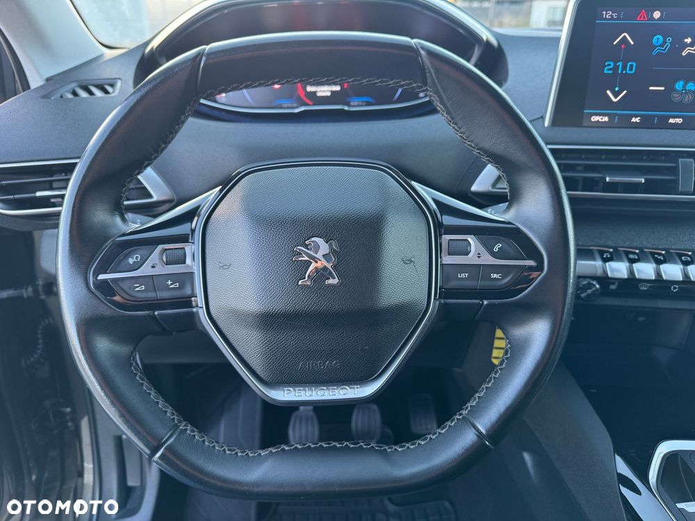 Peugeot 3008 1.2 PureTech GPF Active S&S - 23