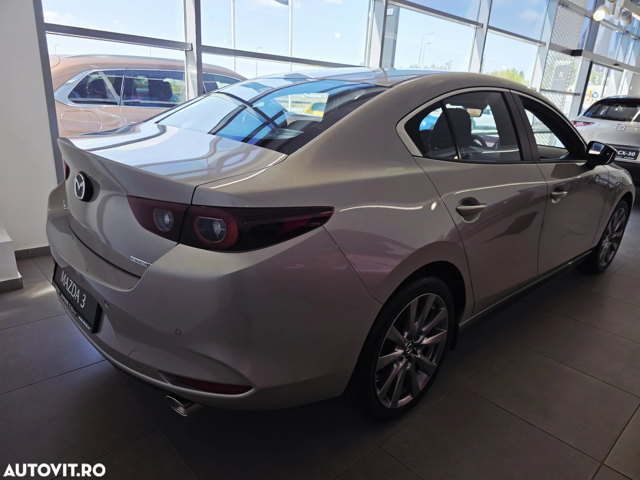 Mazda 3 e-Skyactiv X186 AT MHEV Center-Line - 6