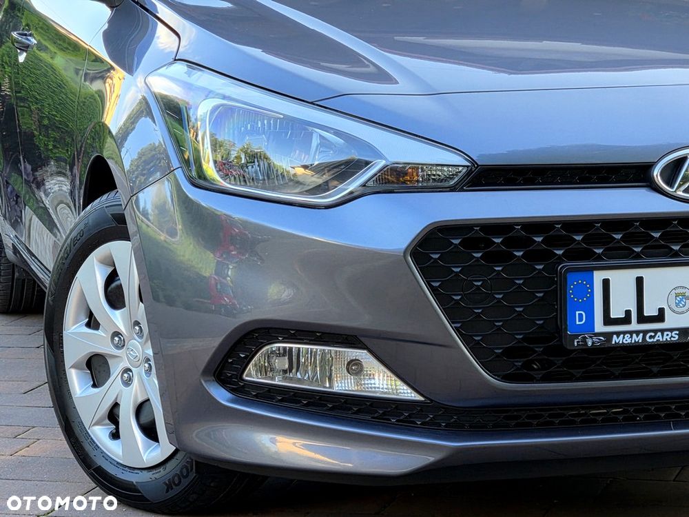 Hyundai i20 blue 1.2 Advantage+ - 3