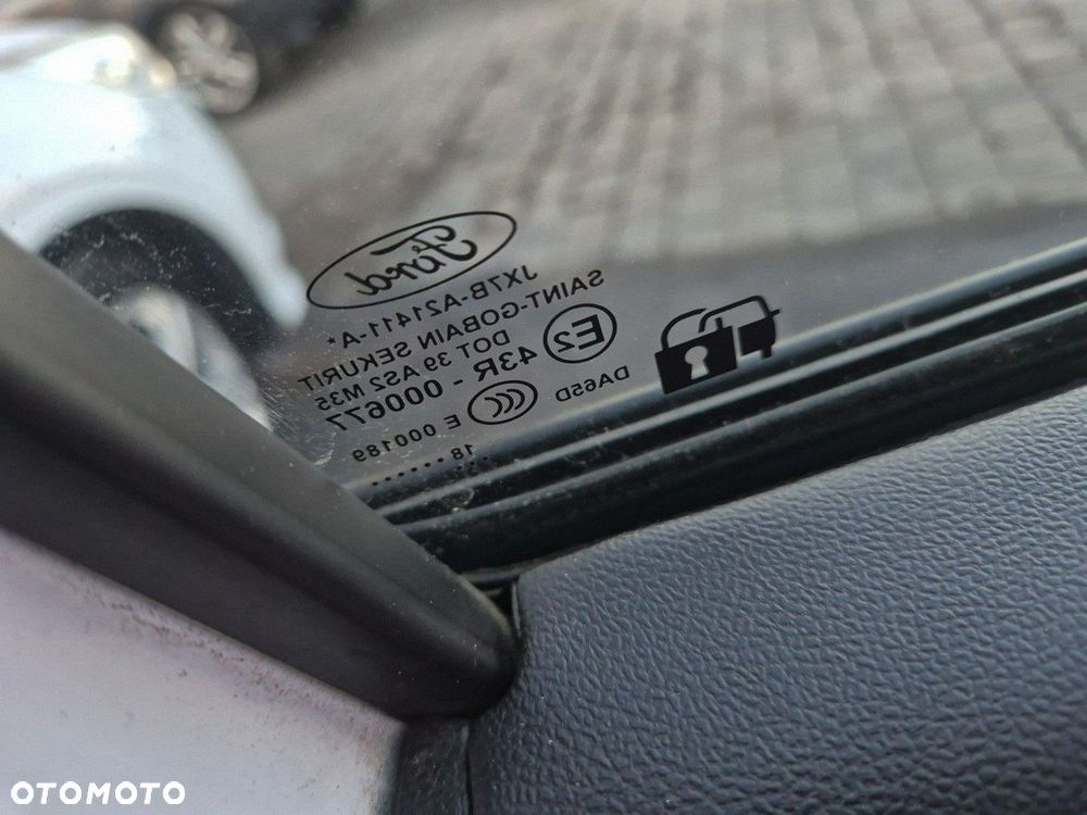 Ford Focus - 12
