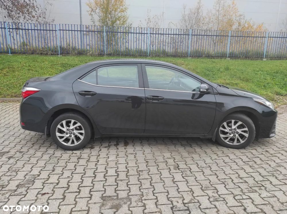 Toyota Corolla 1.6 Comfort - 21