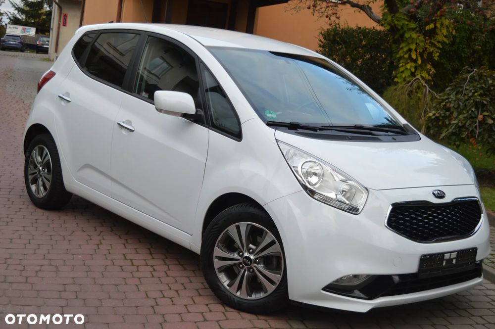 Kia Venga 1.4 CVVT Titanium Collection - 8