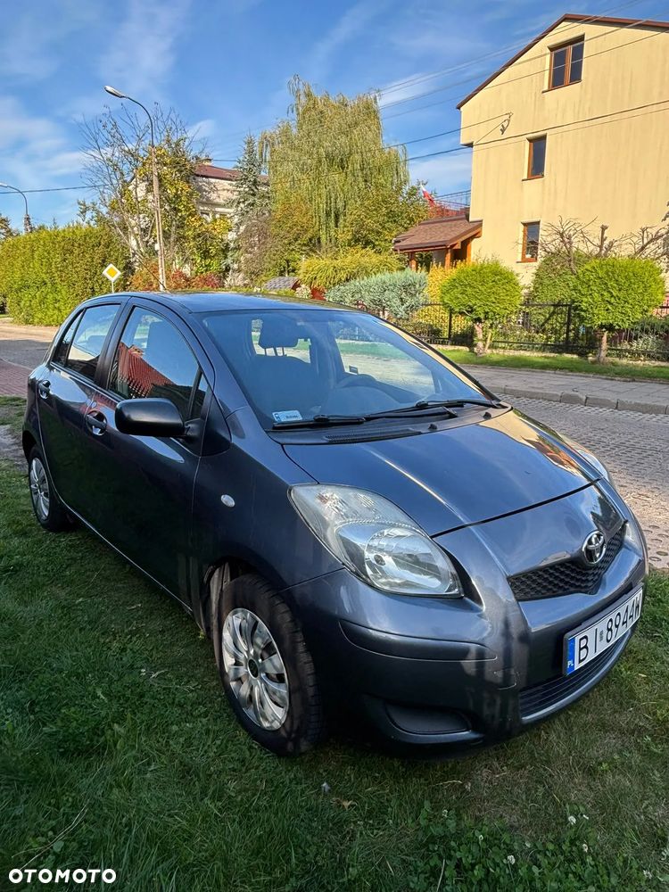 Toyota Yaris - 3