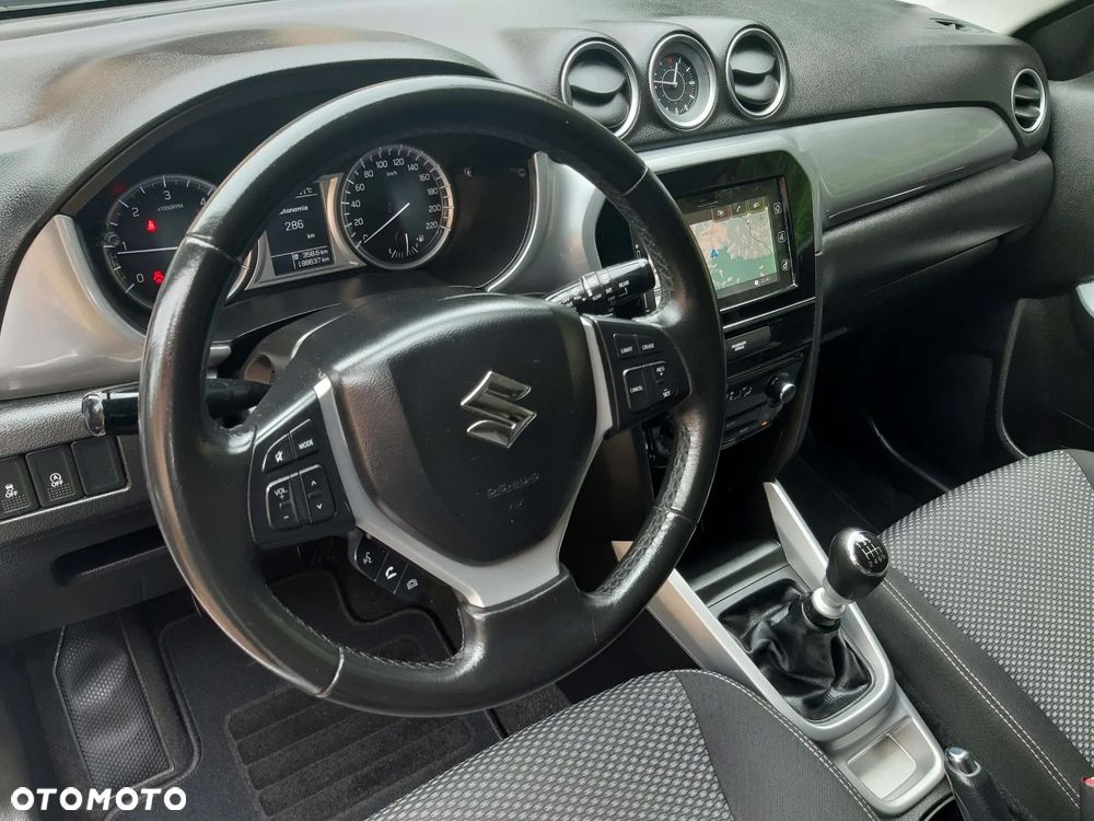 Suzuki Vitara - 18