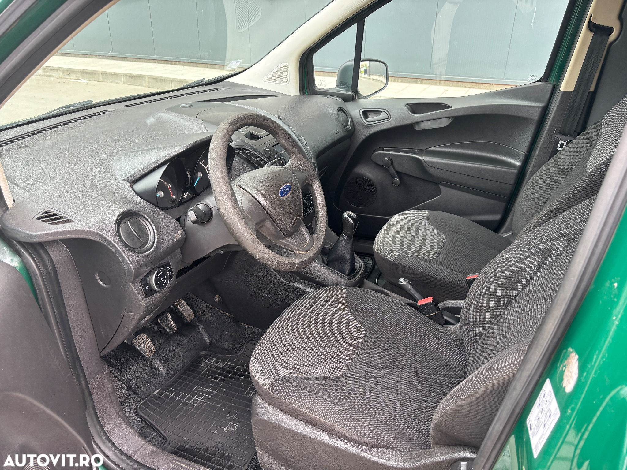 Ford Courier - 9