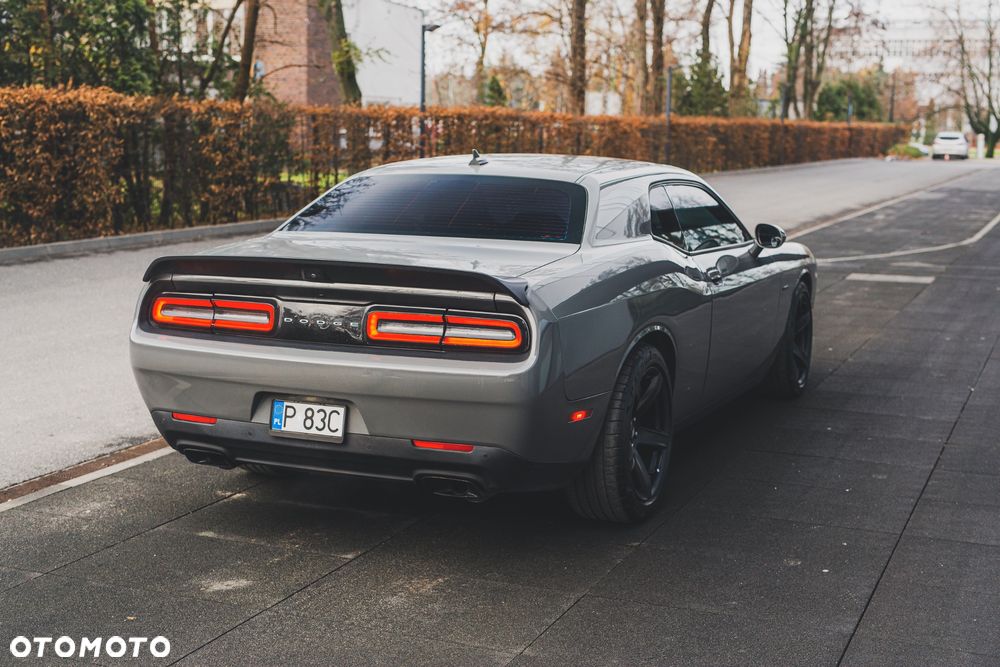 Dodge Challenger 5.7 R/T - 9