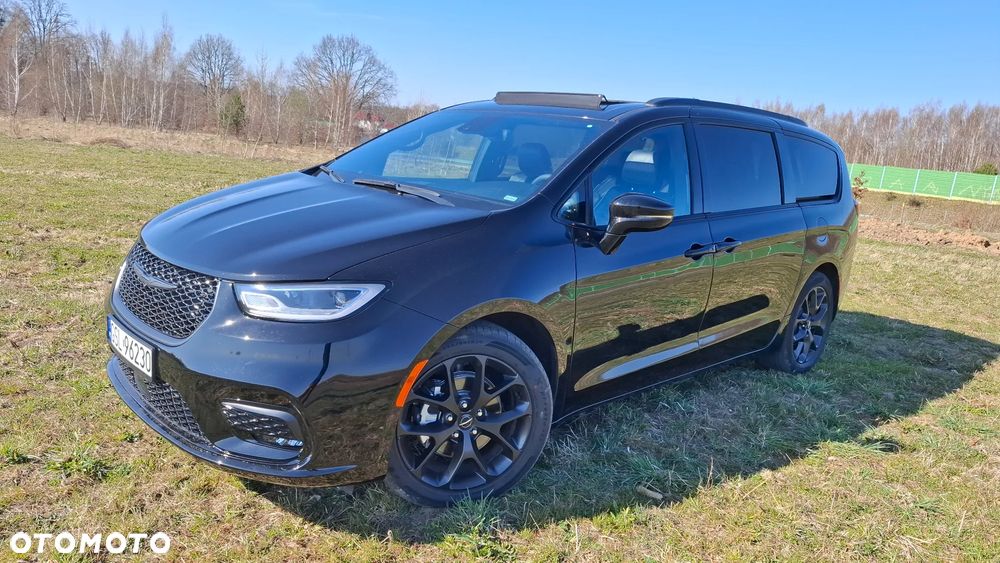 Chrysler Pacifica - 7