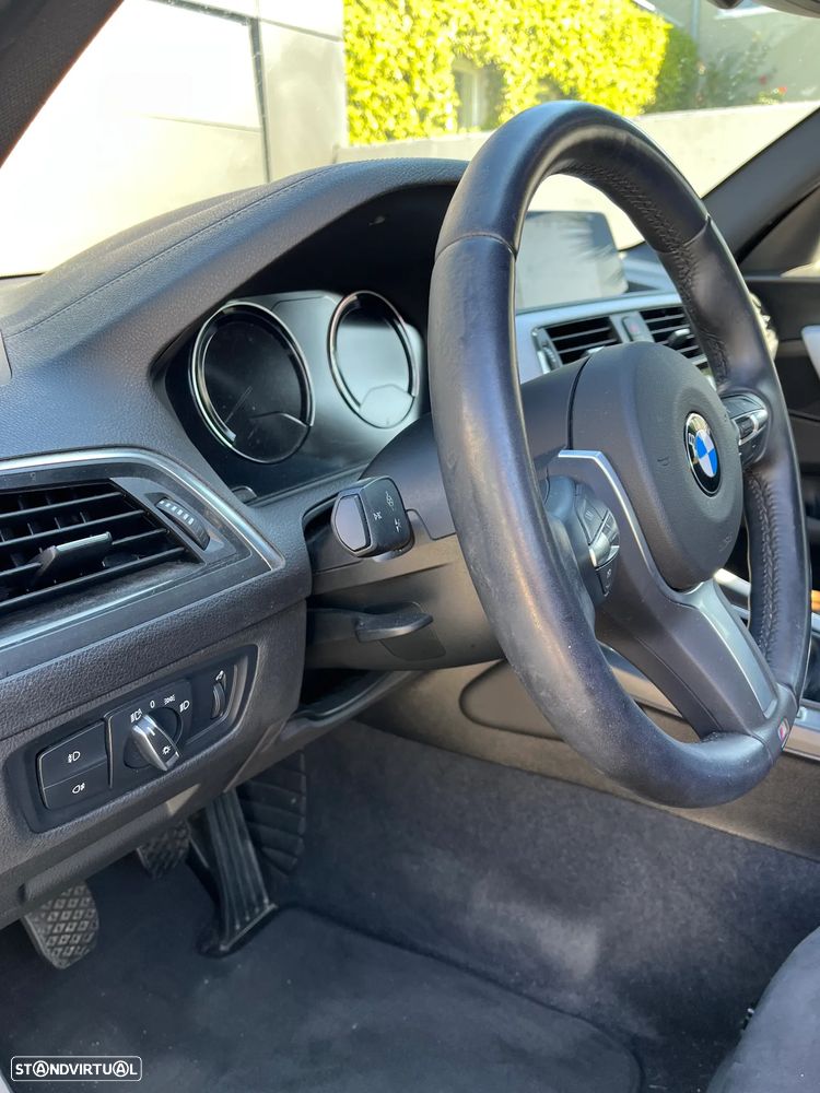 BMW 116 d Pack M - 11