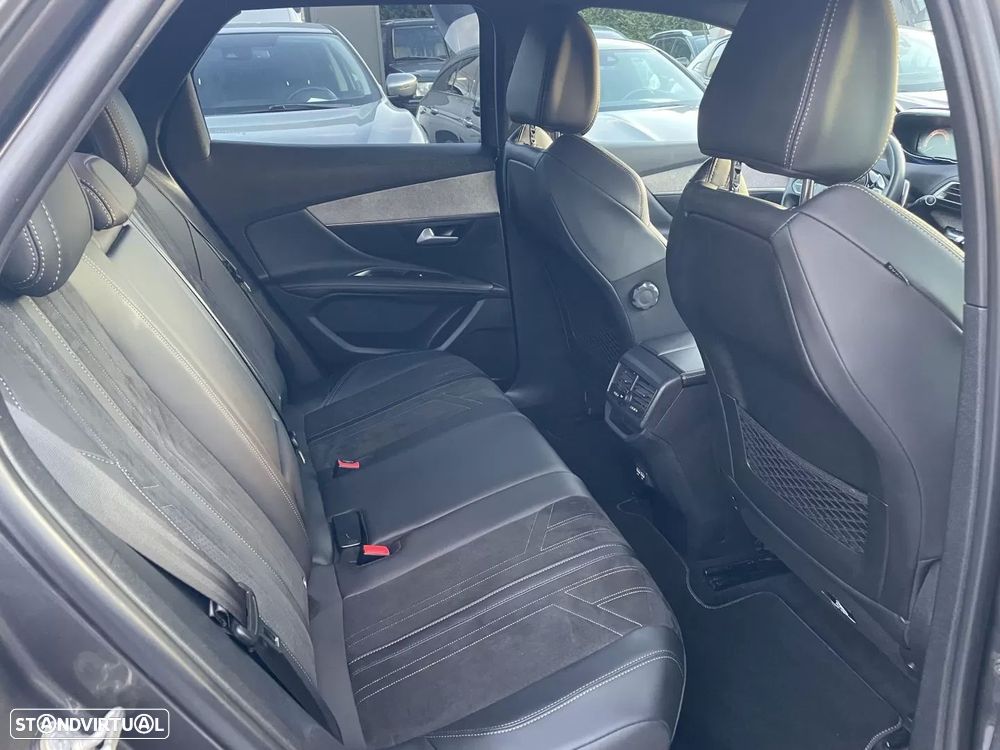 Peugeot 3008 1.2 PureTech GT Line EAT8 - 23