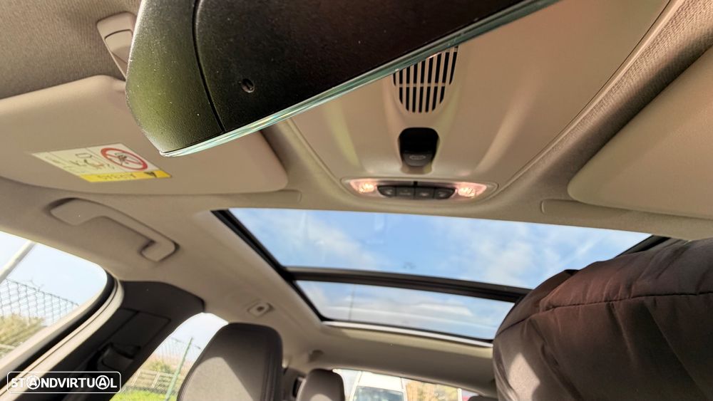 Volvo XC 40 1.5 T2 Momentum Plus - 4