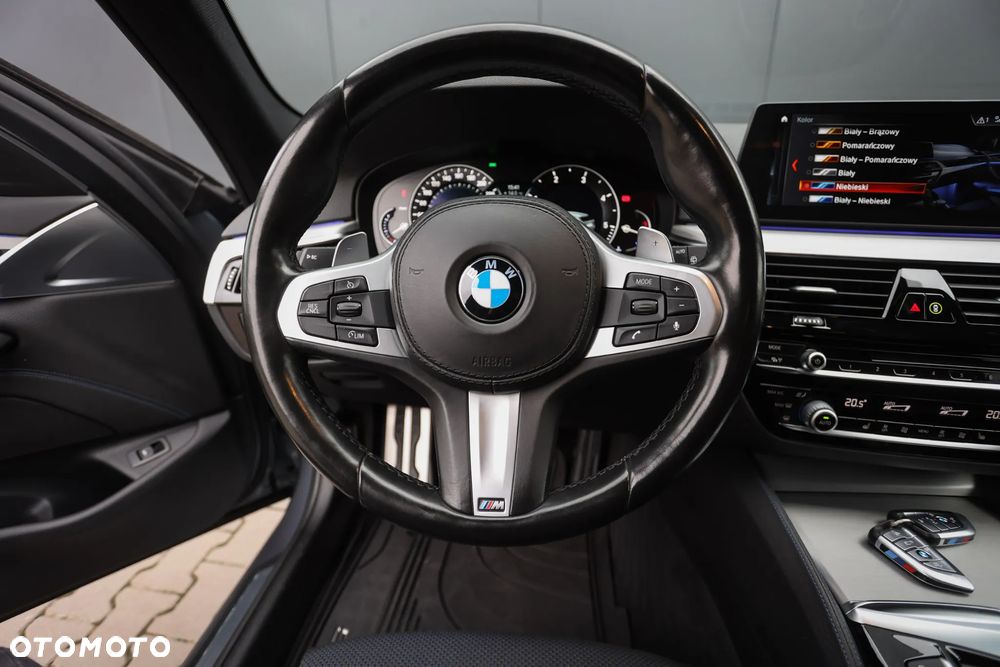BMW Seria 5 520d M Sport Edition - 40