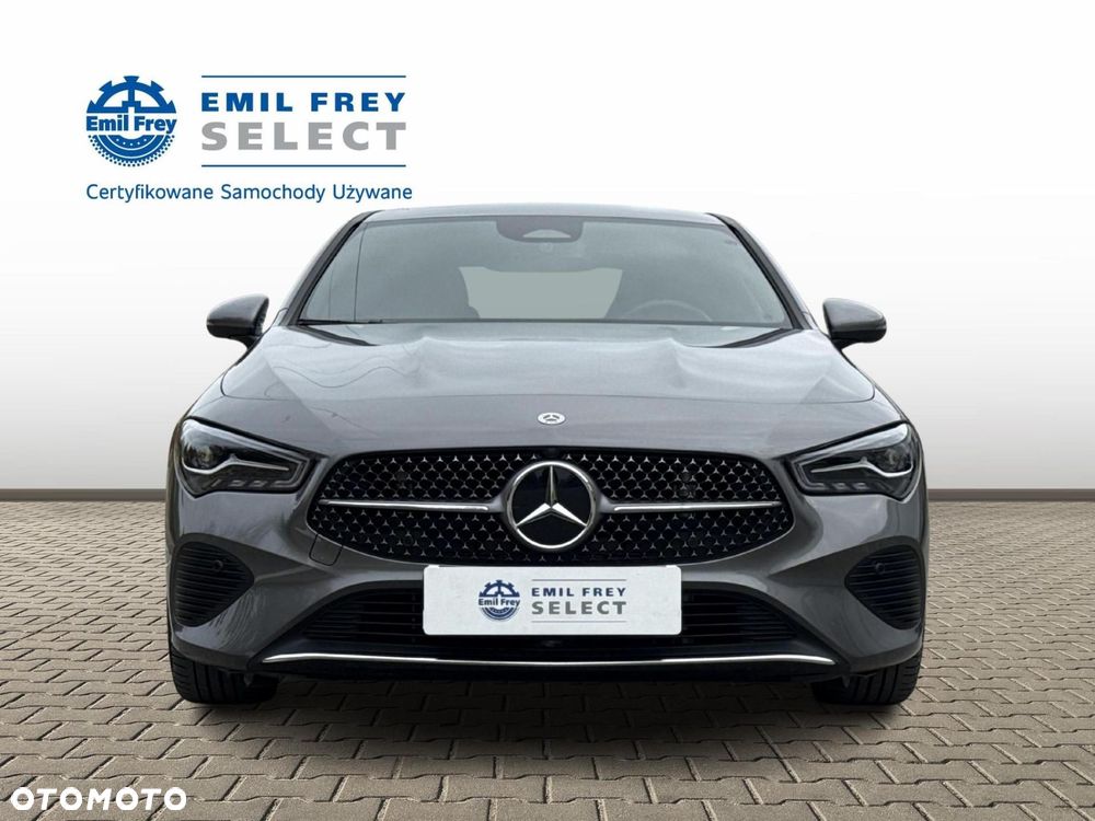 Mercedes-Benz CLA - 8