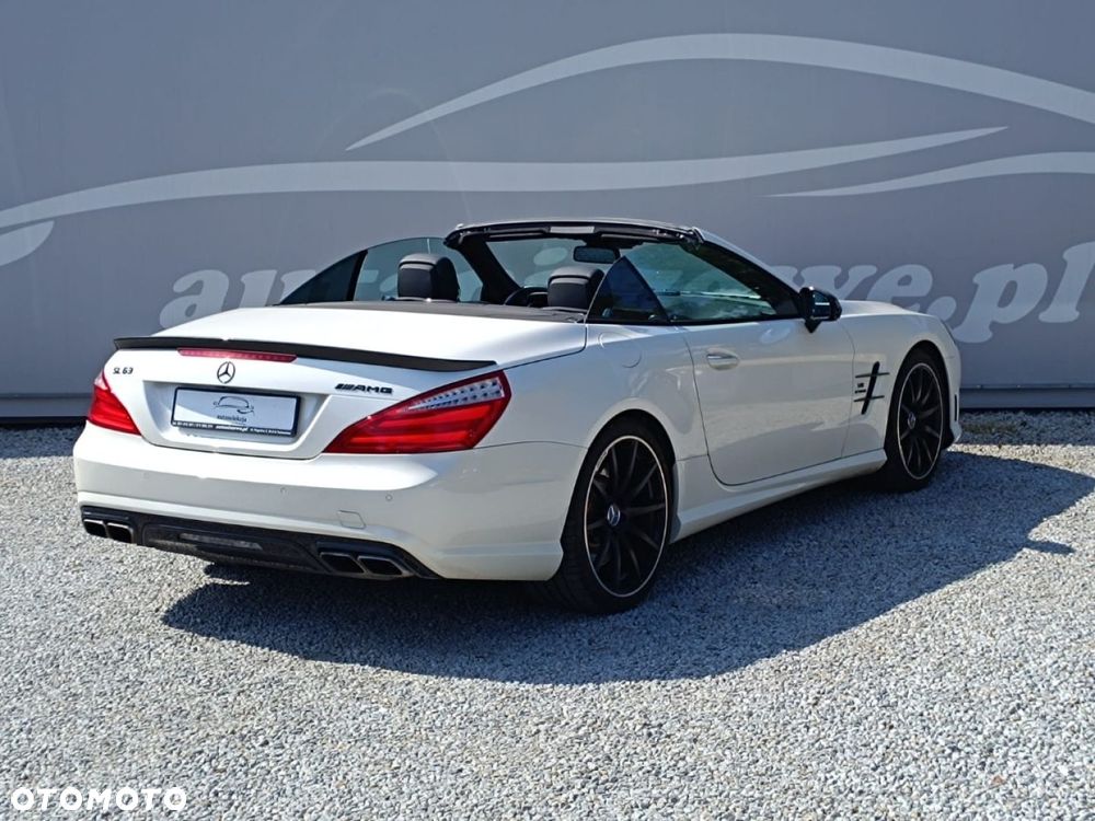 Mercedes-Benz SL 63 AMG - 19