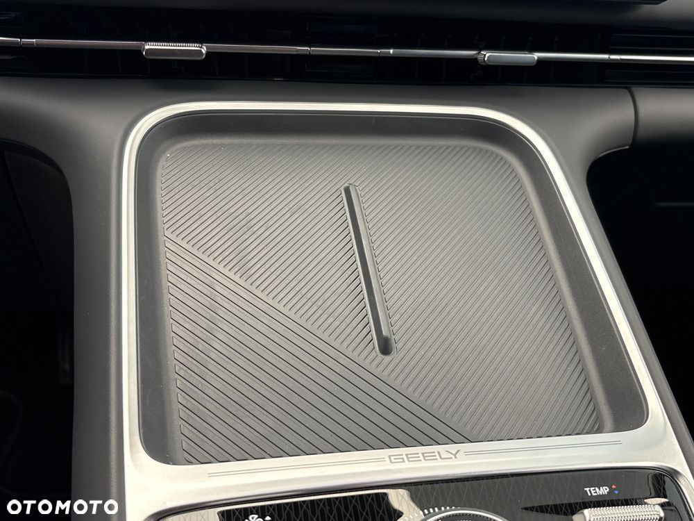 Geely Starray EM-i 1.5 PHEV Pro DHT - 17