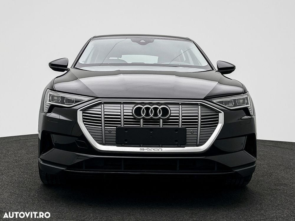 Audi e-tron 50 quattro - 11