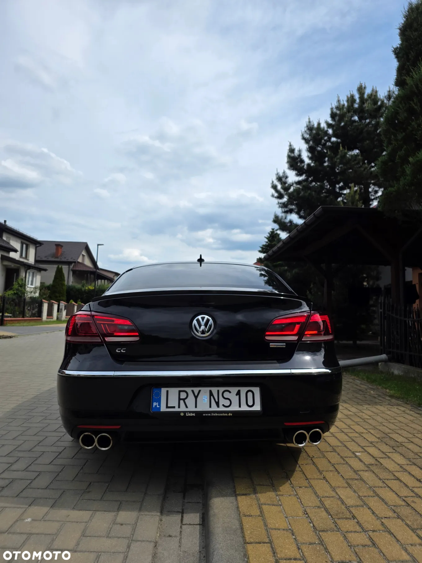 Volkswagen Passat - 2