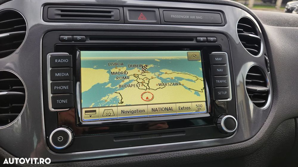 Volkswagen Tiguan 2.0 TDI DPF 4Motion BlueMotion Technology DSG Sport & Style - 20