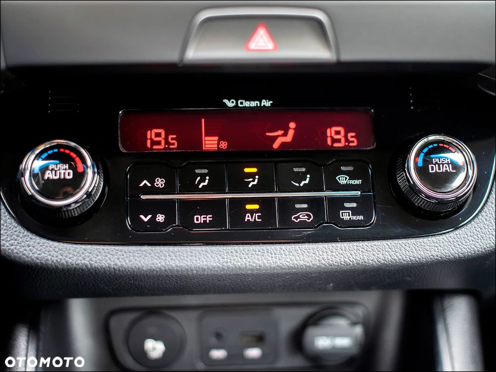 Kia Sportage 2,0 CRDI AWD Spirit - 24