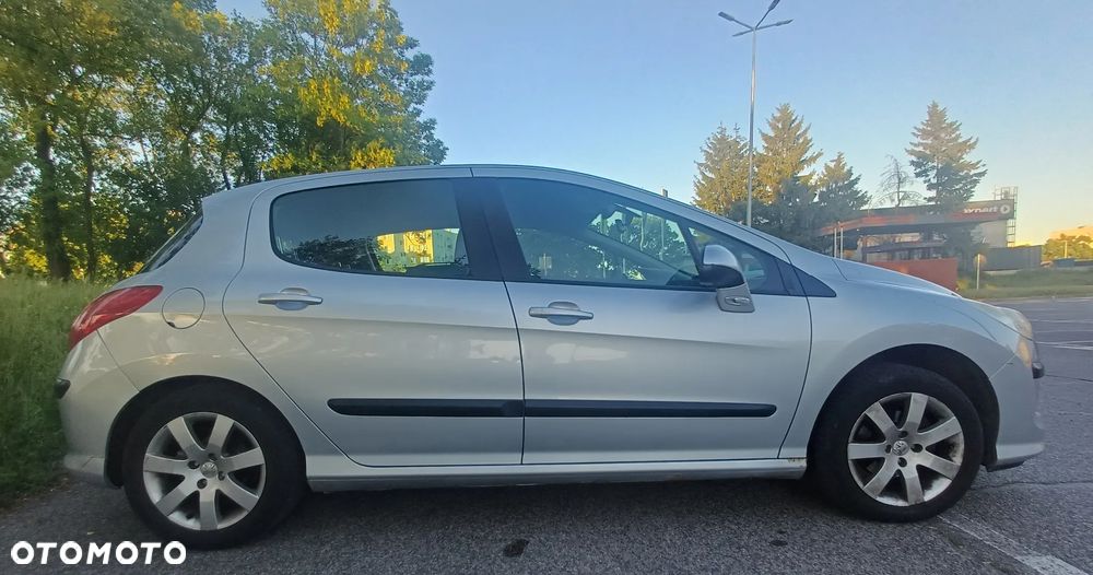 Peugeot 308 - 2