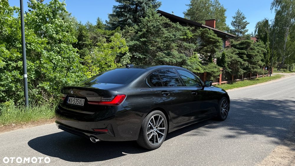 BMW Seria 3 330i Sport Line - 6