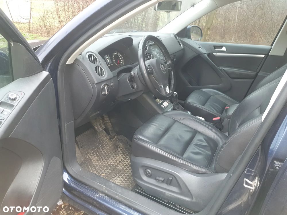 Volkswagen Tiguan 2.0 TDI DPF 4Motion BlueMotion Technology DSG Lounge Sport & Style - 17