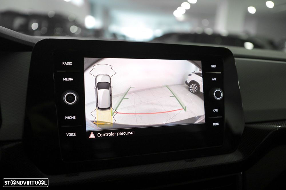 VW T-Cross 1.0 TSI Life DSG - 32