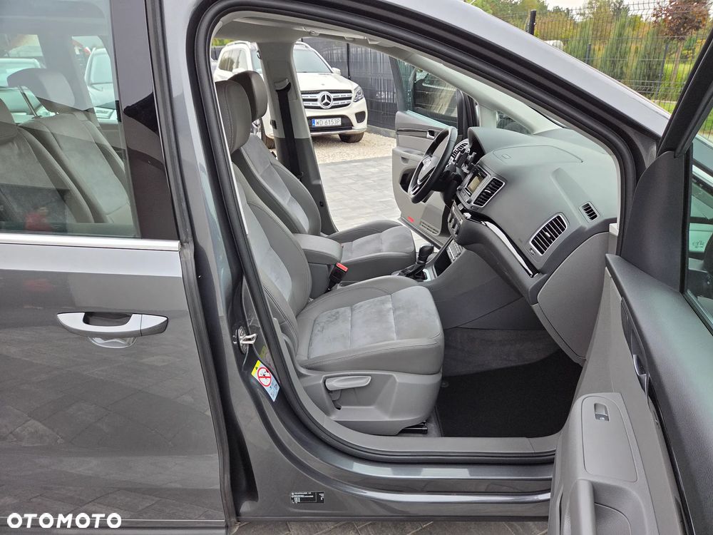 Volkswagen Sharan 2.0 TSI BMT Highline DSG - 22