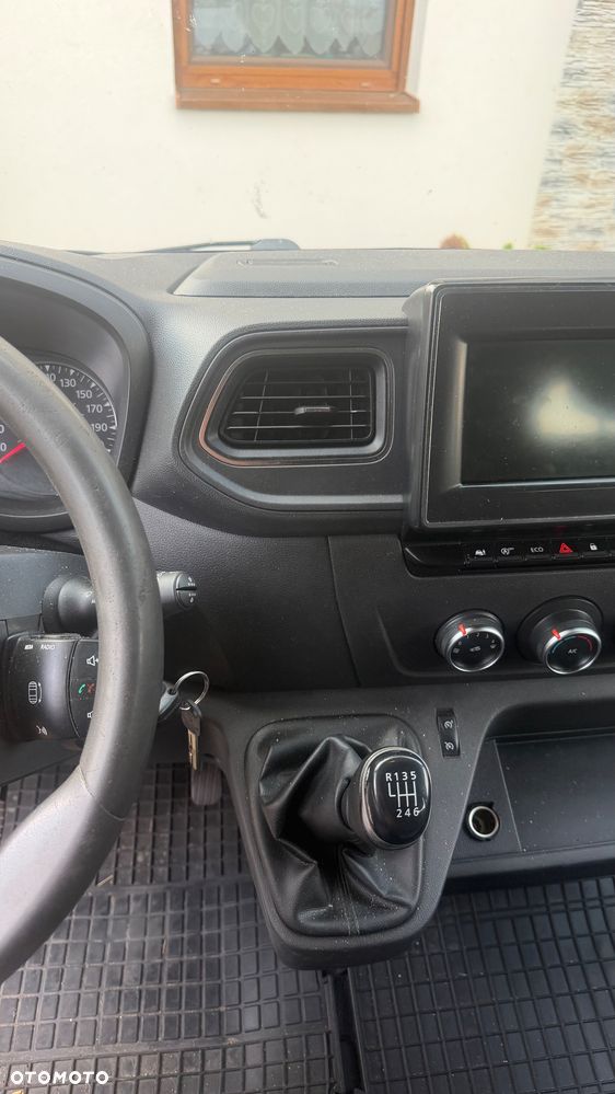 Renault Master - 10