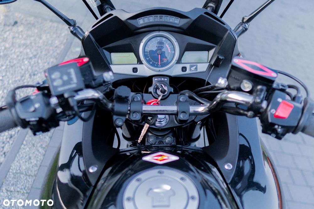 Honda CBF - 24