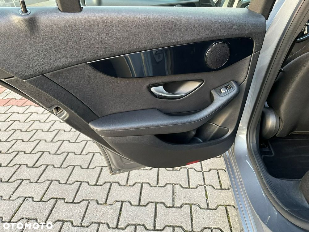 Mercedes-Benz Klasa C - 8
