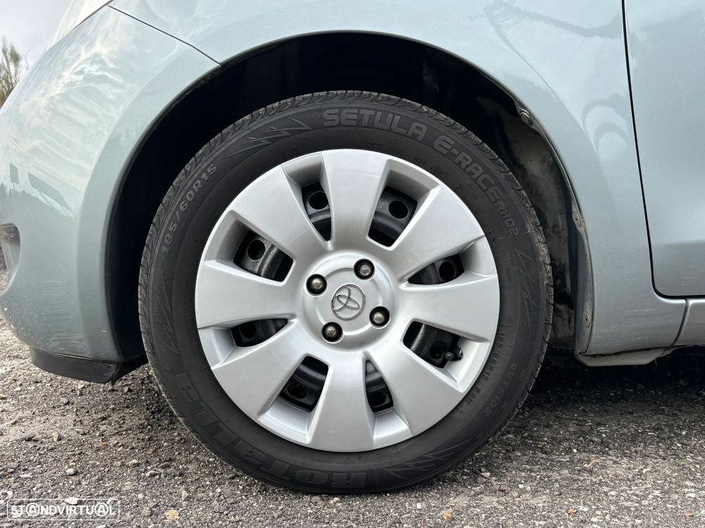 Toyota Yaris 1.0 VVT-i AC - 5