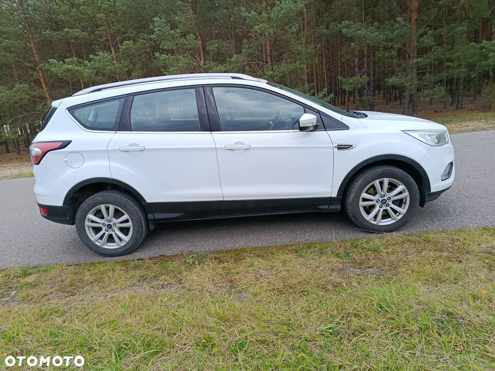 Ford Kuga 1.5 TDCi FWD Edition - 4
