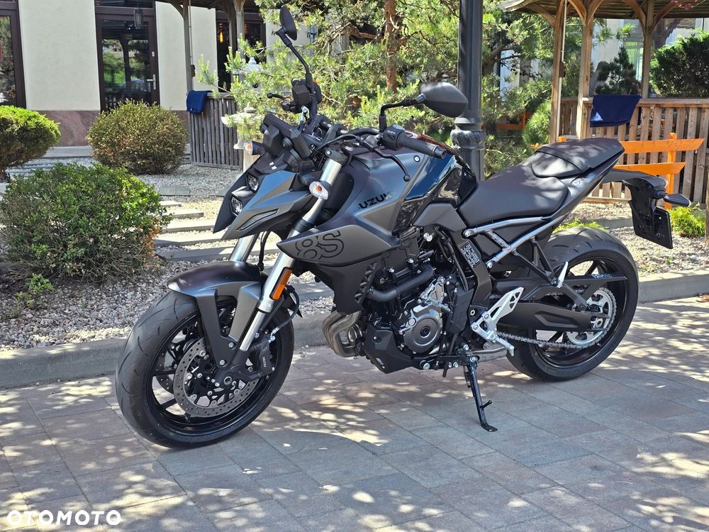 Suzuki GSX - 4