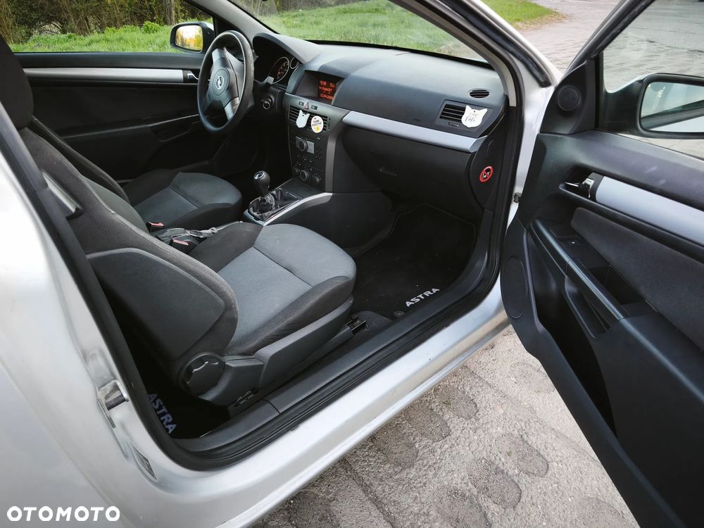 Opel Astra 2.0 T Enjoy - 5