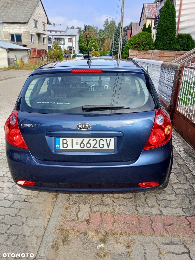 Kia Ceed - 3