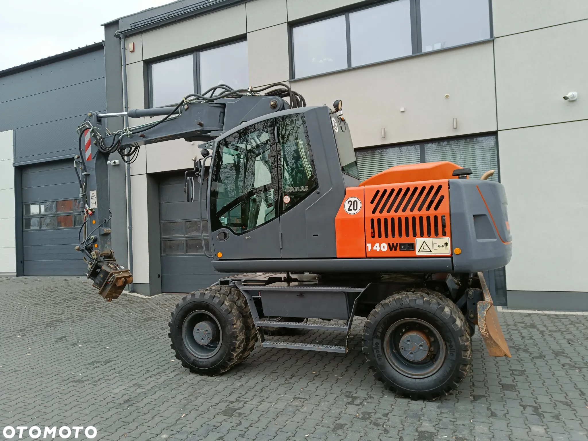 Atlas 140 W - 9