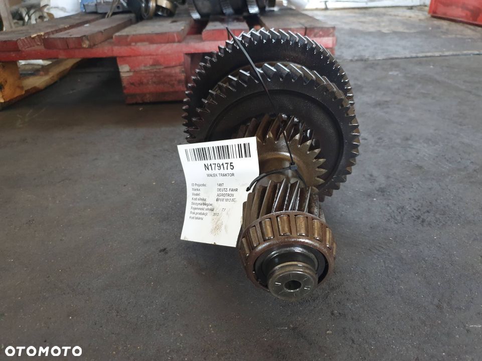 WAŁEK TRAKTOR DEUTZ- FAHR AGROTRON X720 CHOINKA - 3