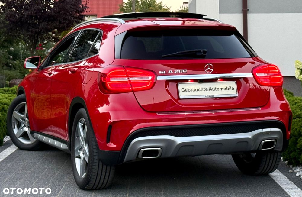 Mercedes-Benz GLA 200 AMG Line - 31