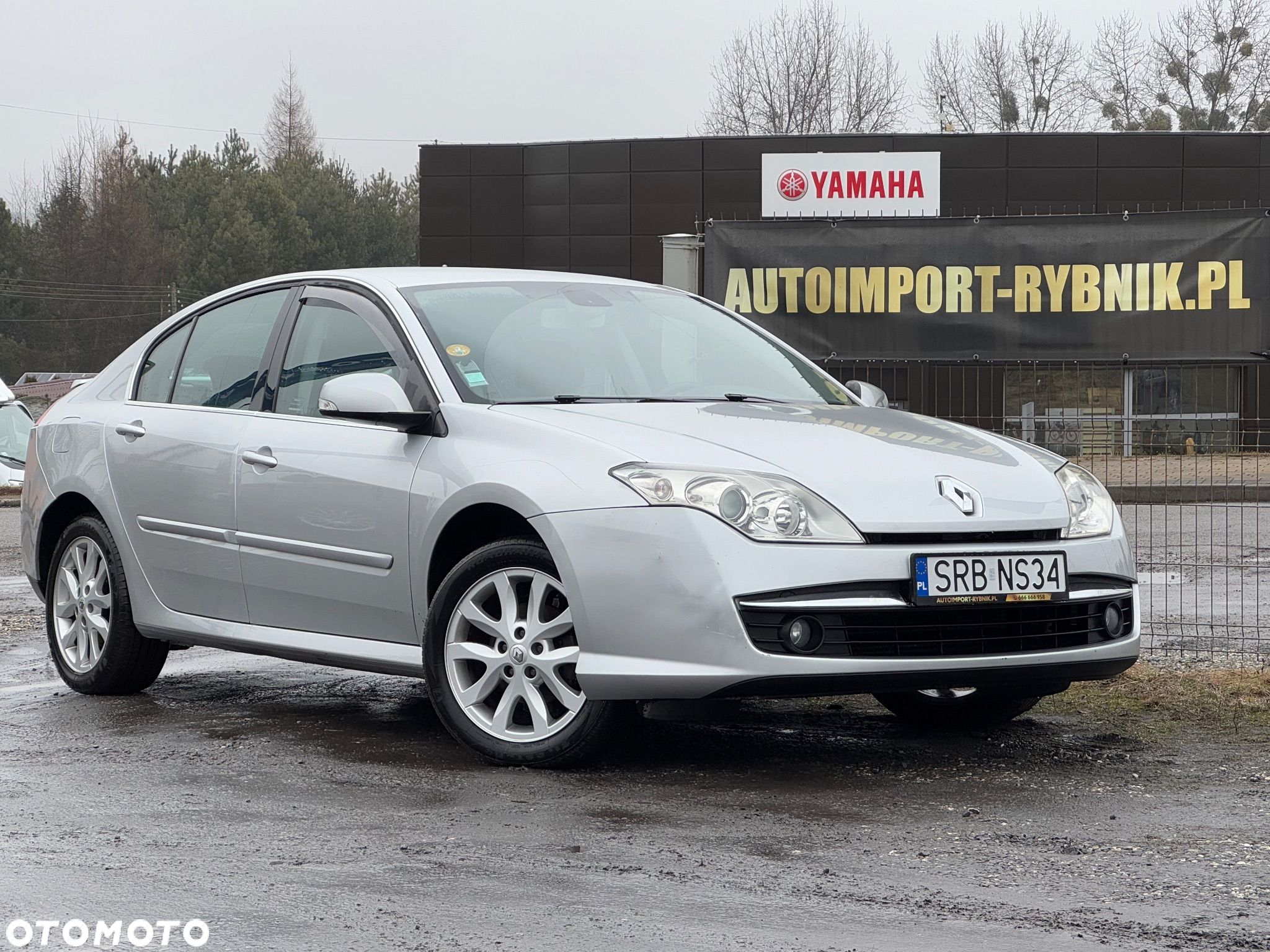Renault Laguna - 1