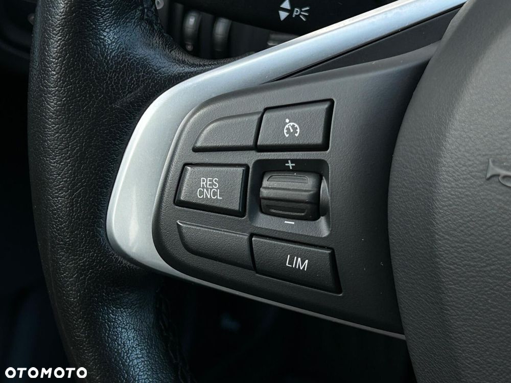 BMW X1 sDrive20i xLine - 21