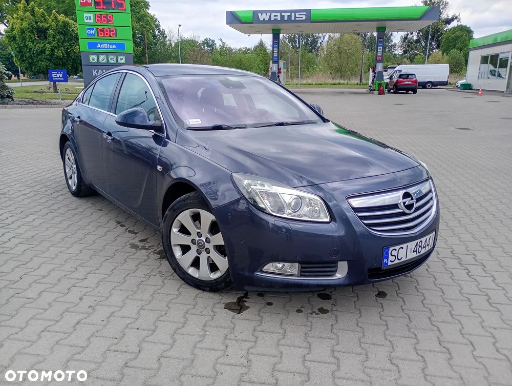 Opel Insignia - 1