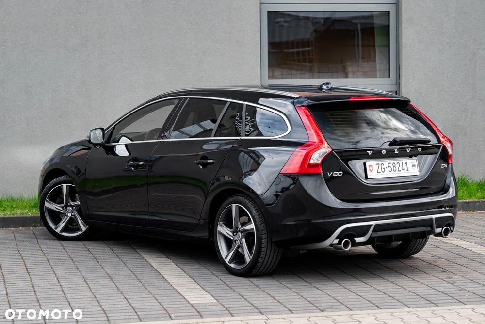 Volvo V60 D3 Geartronic RDesign - 13