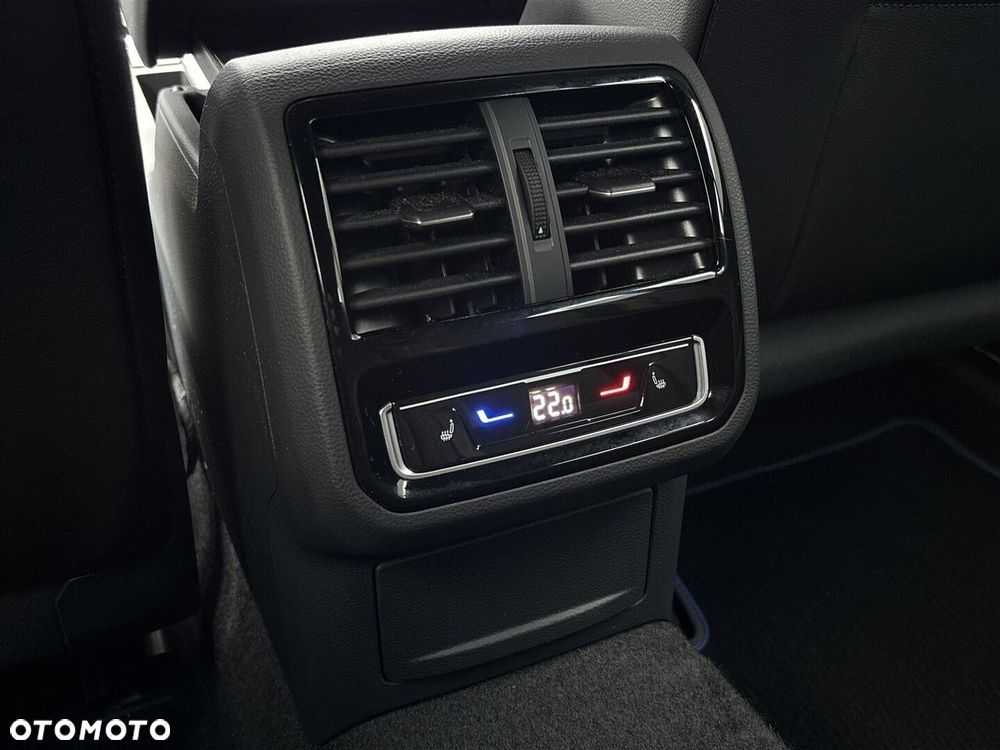 Volkswagen Arteon 2.0 TSI 4Motion R DSG - 33
