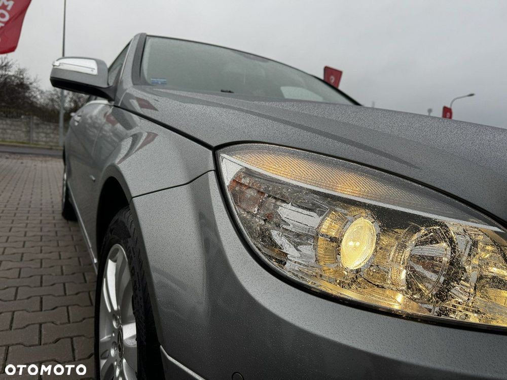 Mercedes-Benz Klasa C 200 (BlueEFFICIENCY) 7G-TRONIC Elegance - 8