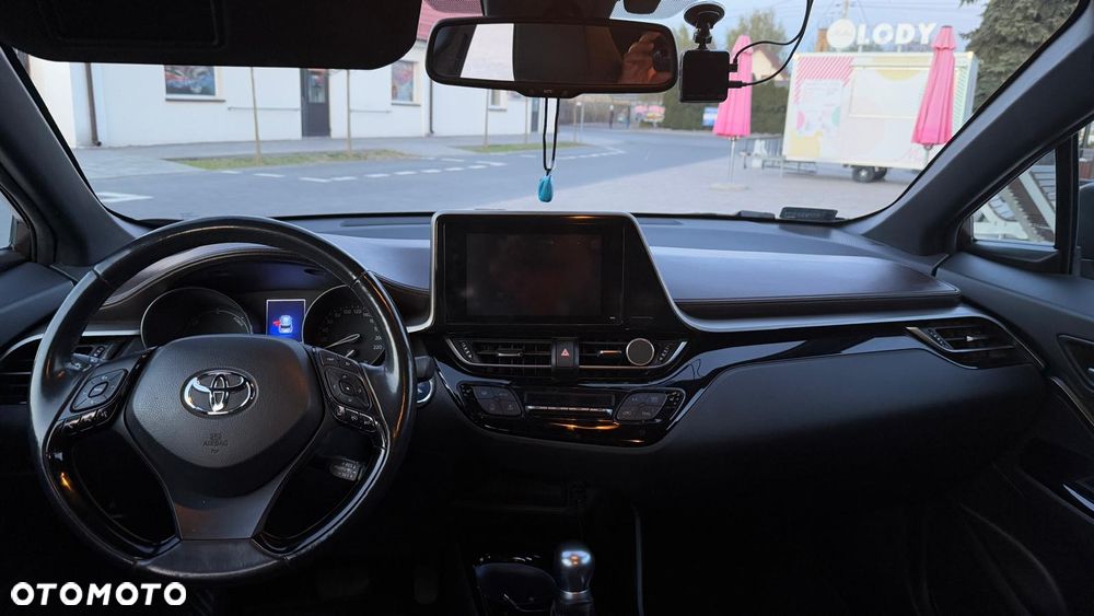 Toyota C-HR 1.8 Hybrid Prestige - 19