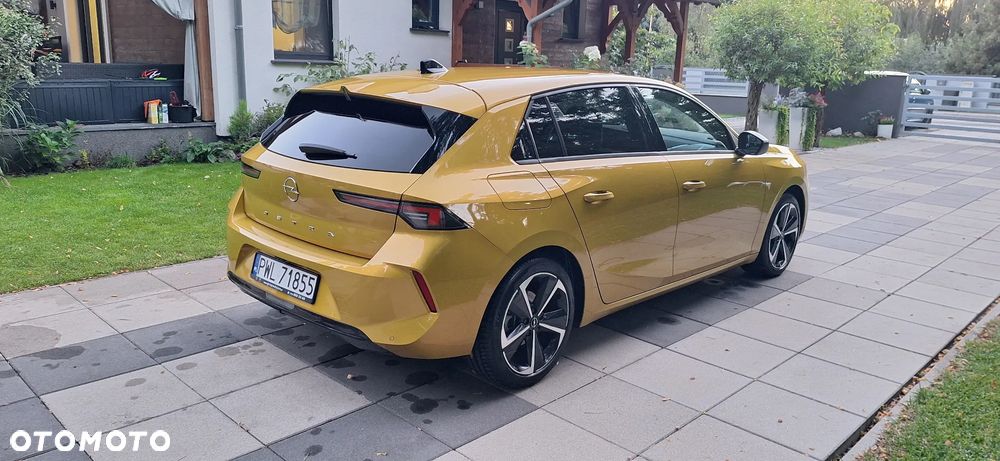 Opel Astra 1.2 T Elegance S&S - 3