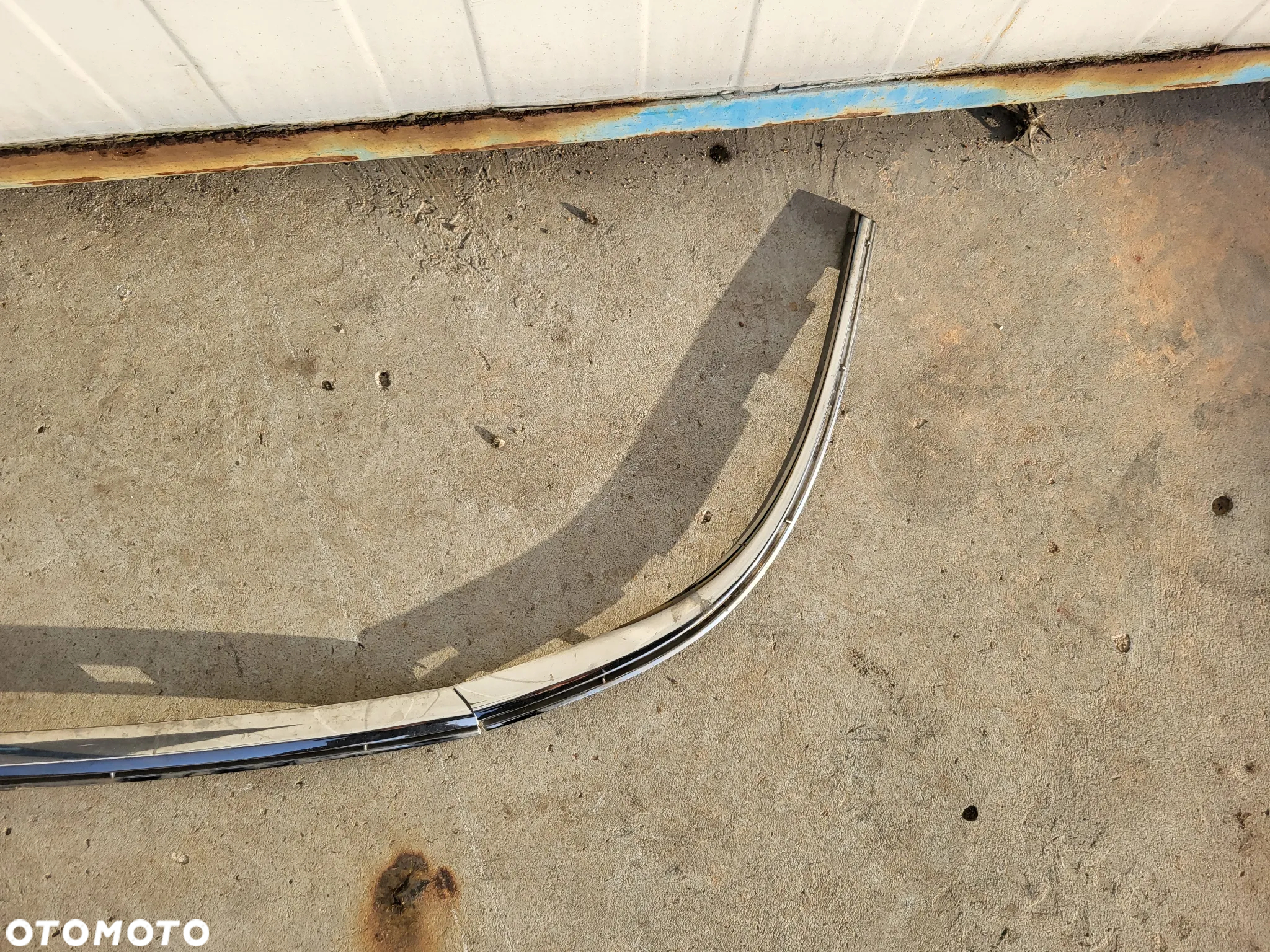 Listwa chrom zderzaka przedniego Peugeot 308 T9 Przed liftem - 5