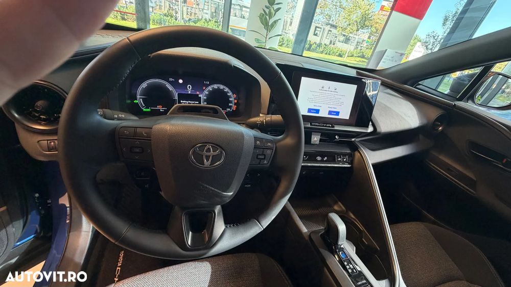 Toyota C-HR - 11
